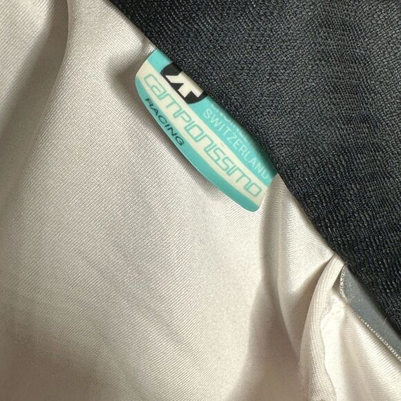 ASSOS SUPER LEGGERA VEST CYCLING JERSEY VOLKANGA WOMENS LARGE NWT CAMPIONISSIMO - Picture 5 of 7